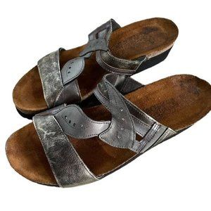 Naot Womens Leather Silver Gold Metallic Leather Sandals Size 6.5 - 7 EU 37 MINT